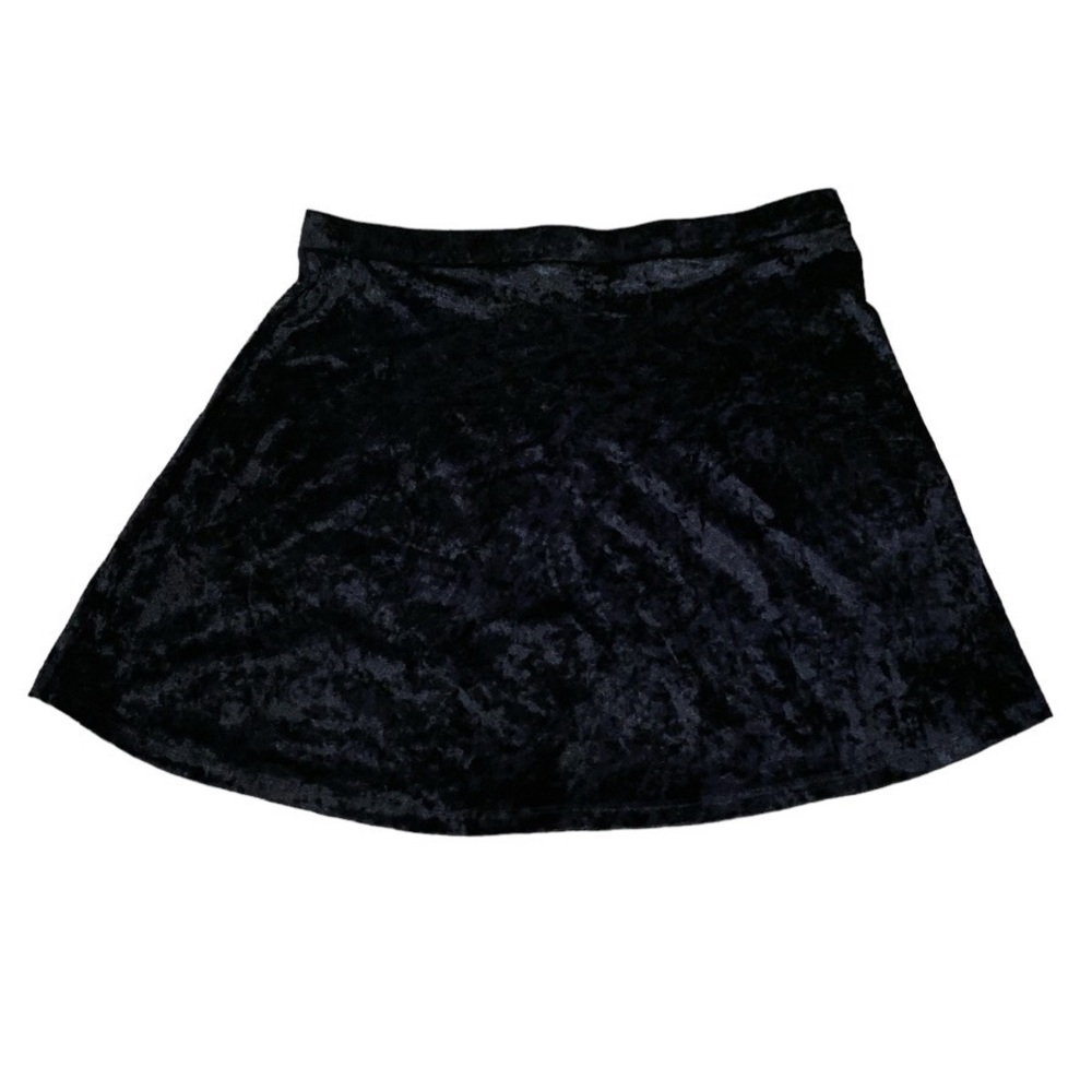 Black velvet/velour mini skirt